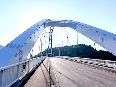 中の瀬戸大橋